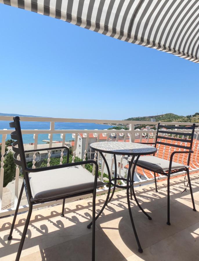 Sea And Mountain View Apartments Duce Bagian luar foto